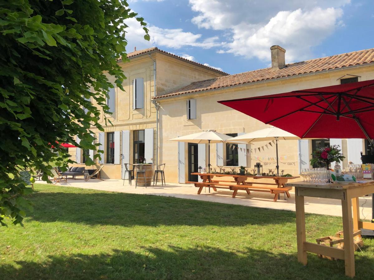 Gîte du Château Le Conte au coeur du vignoble de Saint Emilion Exterior foto