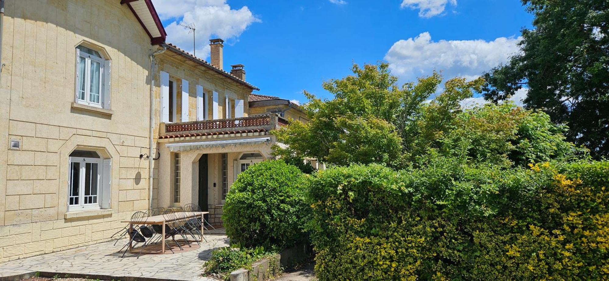 Gîte du Château Le Conte au coeur du vignoble de Saint Emilion Exterior foto